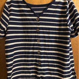 Women’s Old Navy navy & cream blouse